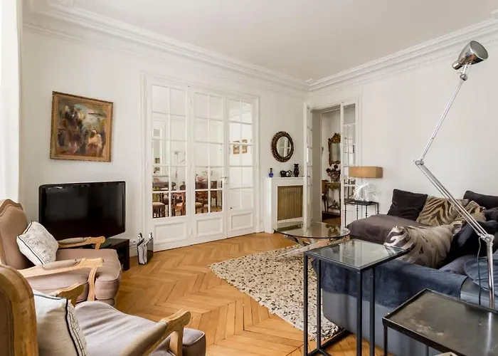 Apartment Chic Parisian Trocadero & Eiffel Tower Paris