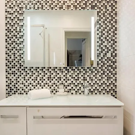 Appartement Chic Parisian Trocadéro&eiffel Tower *